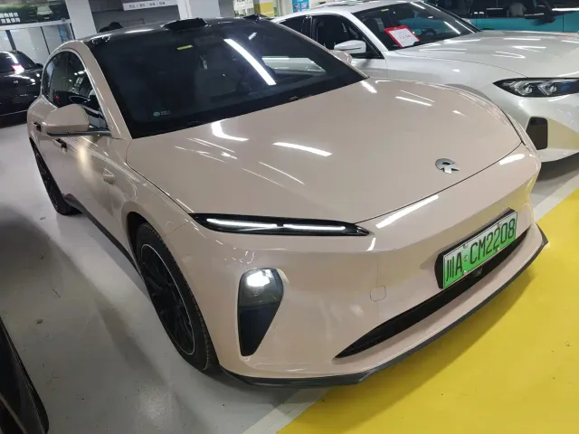 Nio ET5 Touring — Фото автомобиля 3