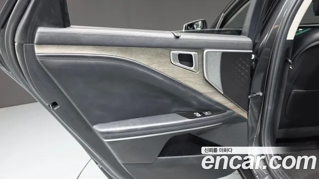 Kia K8 2.5 Бензин 2WD — Фото автомобиля 23