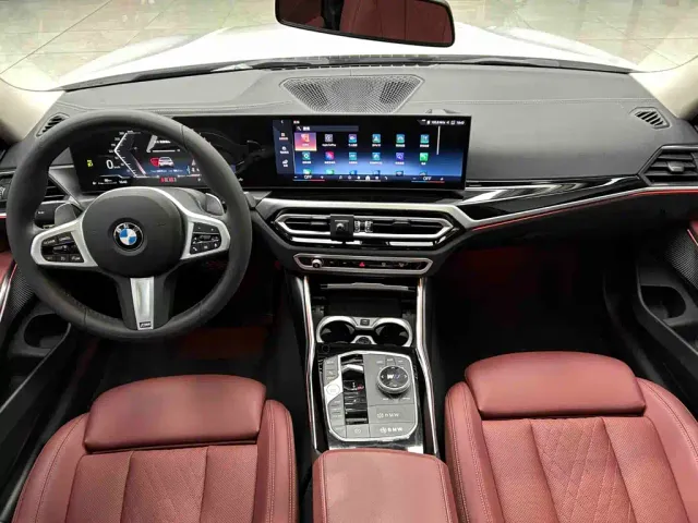 BMW 3 Series — Фото автомобиля 8
