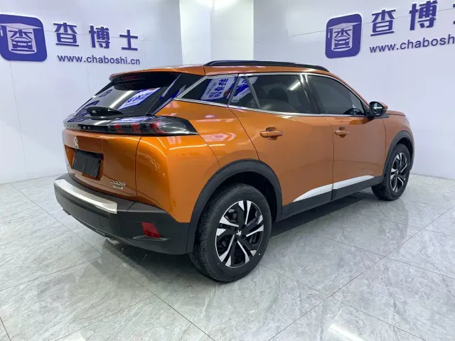 Peugeot 2008 — Фото автомобиля 16