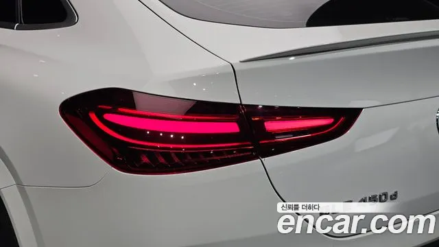 Mercedes-Benz GLE-Class — Фото автомобиля 22