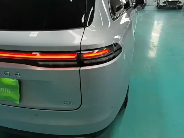 Leapmotor C16 — Фото автомобиля 7