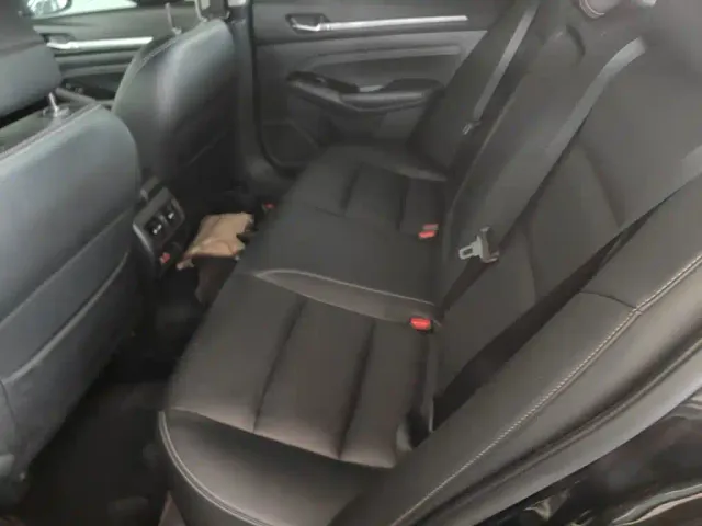 Nissan Teana — Фото автомобиля 16