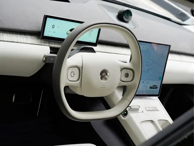 NIO NIO ET7 2024 75kWh Executive Edition — Фото автомобиля 10