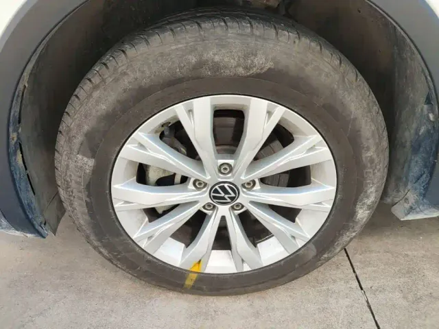 Volkswagen Tiguan L — Фото автомобиля 22