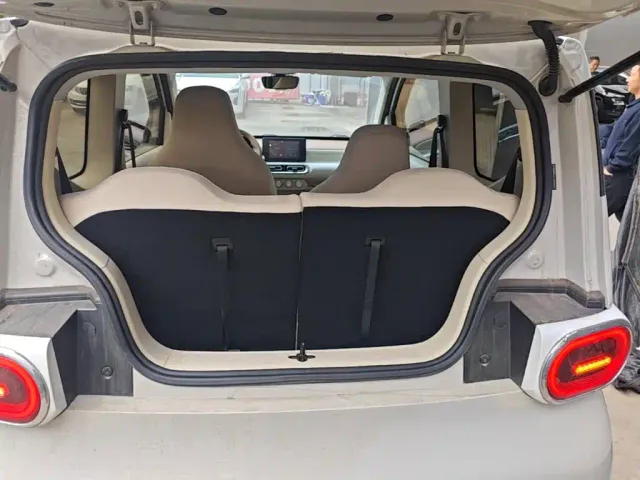 Wuling Hongguang Mini EV — Фото автомобиля 18