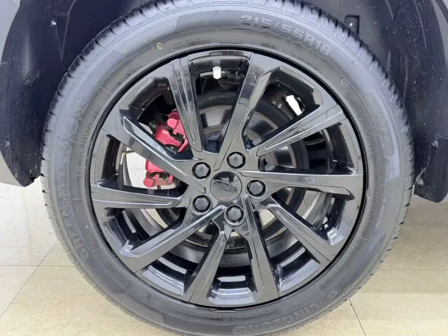 Geely Binyue — Фото автомобиля 24