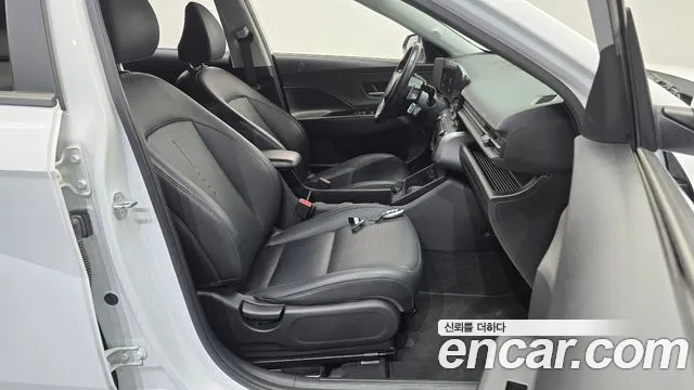 Hyundai Kona — Фото автомобиля 16