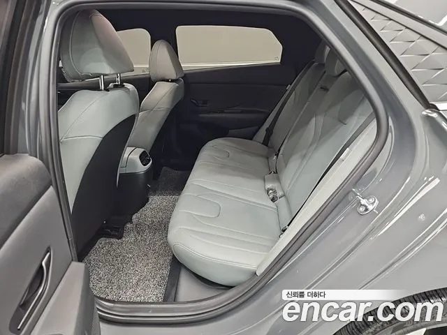 Hyundai Avante CN7 — Фото автомобиля 18