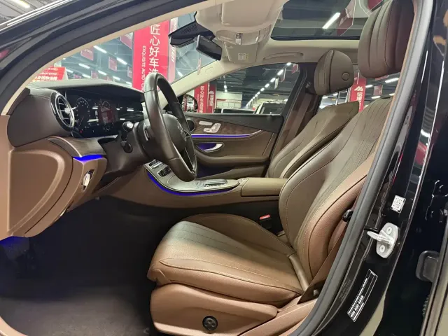 Mercedes-Benz Mercedes-Benz E-Class 2023 Facelift E 300 L Fashion — Фото автомобиля 4
