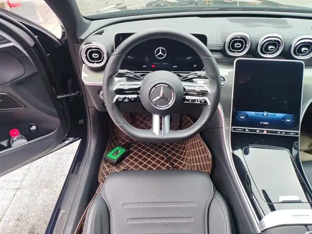 Mercedes-Benz C-Class — Фото автомобиля 10