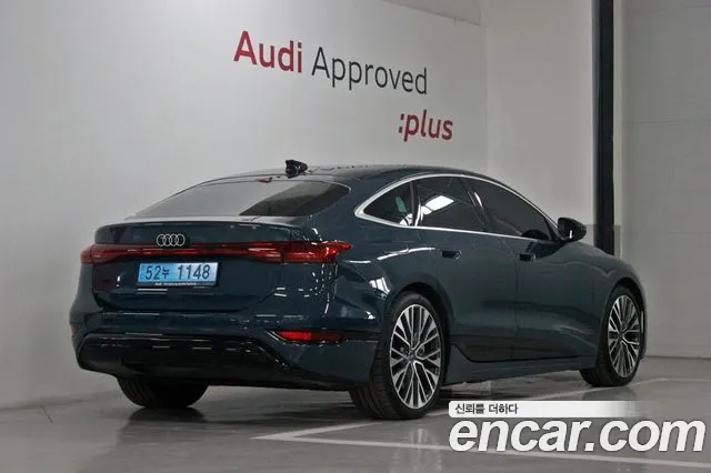 Audi A6 e-Tron — Фото автомобиля 2