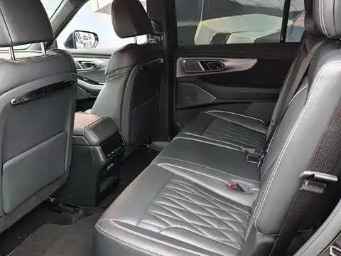 GAC Trumpchi GS8 — Фото автомобиля 12
