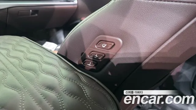 Hyundai Grandeur GN7 — Фото автомобиля 29