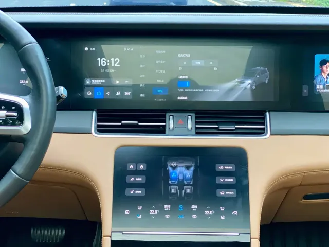 Li Auto ONE — Фото автомобиля 16