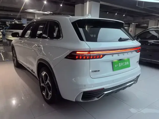 Geely Xingyue L — Фото автомобиля 4
