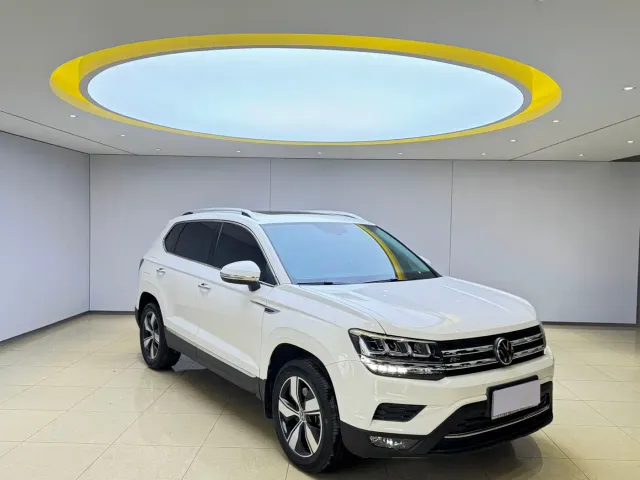 Volkswagen Tharu — Фото автомобиля 3