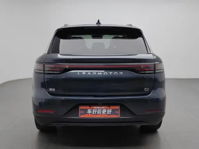 Leapmotor C11 — Фото автомобиля 4