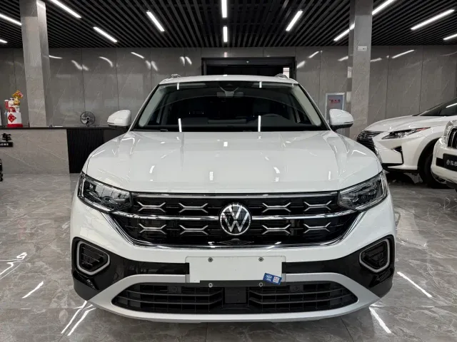 Volkswagen Tayron — Фото автомобиля 2
