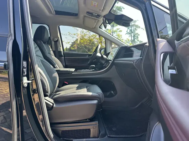 GAC Trumpchi M8 — Фото автомобиля 14