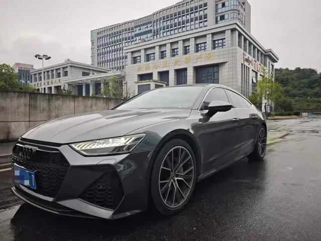 Фотография автомобиля — Audi A7