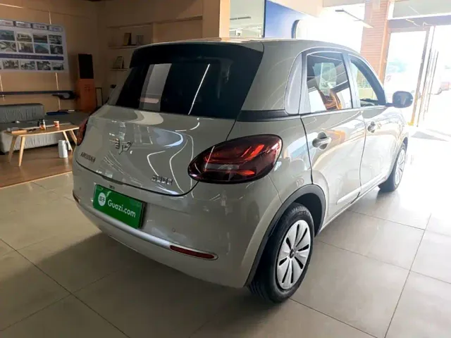 Wuling Bingo — Фото автомобиля 6