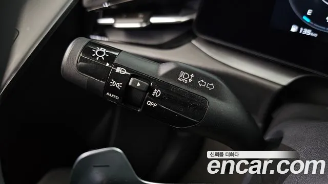 Kia Niro The All New — Фото автомобиля 25