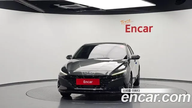 Hyundai AVANTE Avante (CN7) — Фото автомобиля 2