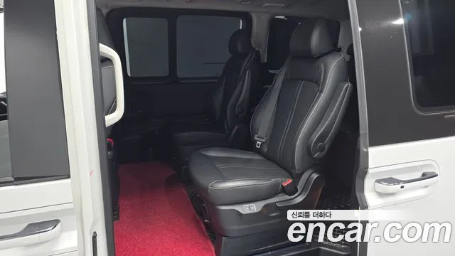 Hyundai Staria Staria Lounge 9 мест — Фото автомобиля 26
