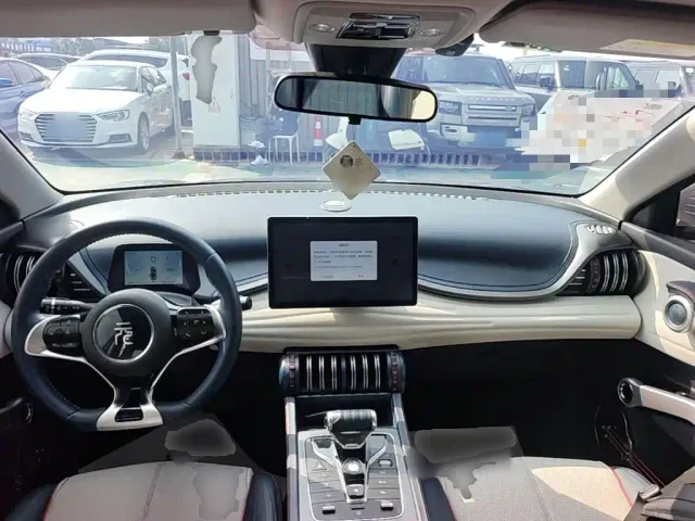 BYD Yuan PLUS — Фото автомобиля 9