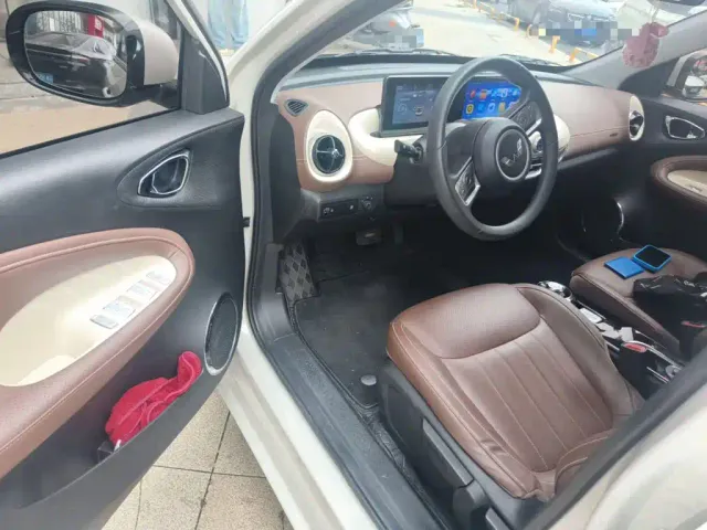 Wuling Bingo — Фото автомобиля 12