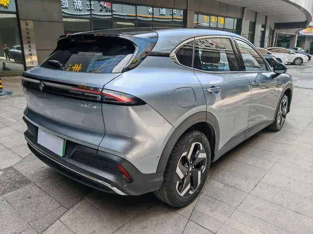 Baojun Yunhai — Фото автомобиля 15