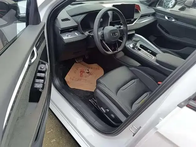 Geely Xingrui — Фото автомобиля 17