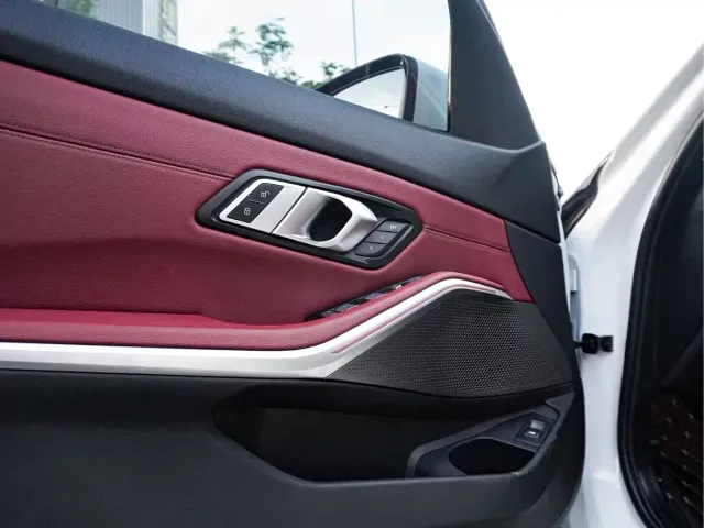 BMW 3 Series — Фото автомобиля 18