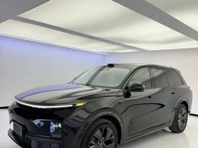 Фотография автомобиля — Li Auto L8