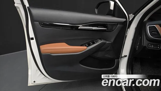 Kia Seltos New — Фото автомобиля 13
