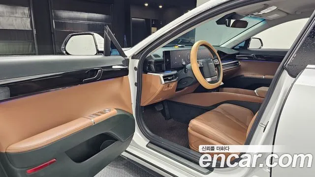 Hyundai Grandeur Grandeur (GN7) 2.5 Бензин 2WD — Фото автомобиля 10