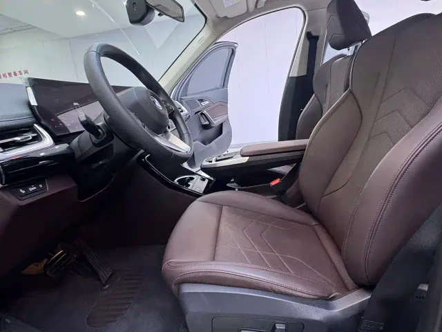 BMW X1 — Фото автомобиля 12