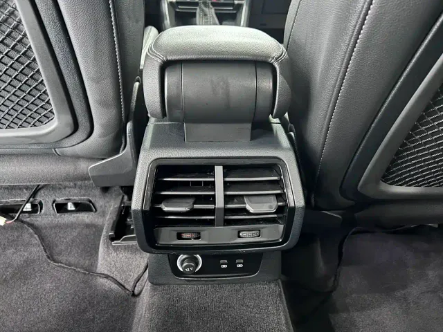 Audi Q3 — Фото автомобиля 14