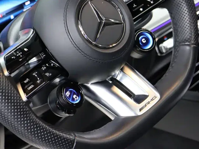 Mercedes-Benz GLE-Class AMG — Фото автомобиля 9