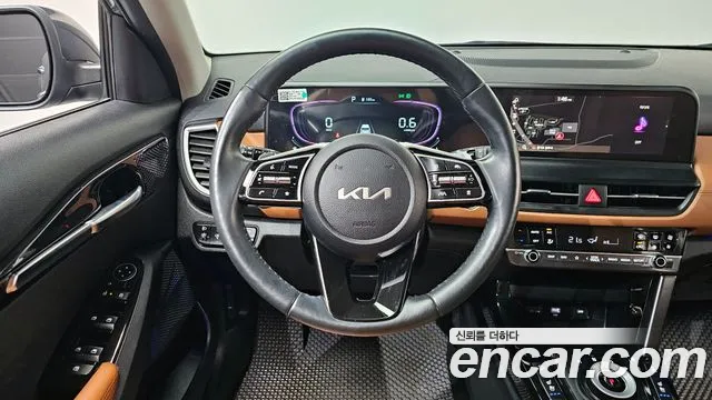 Kia Seltos — Фото автомобиля 13