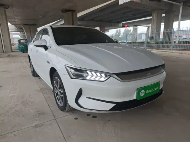 BYD Qin PLUS — Фото автомобиля 3