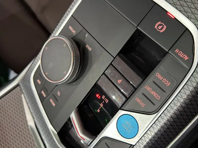 BMW i3 — Фото автомобиля 8