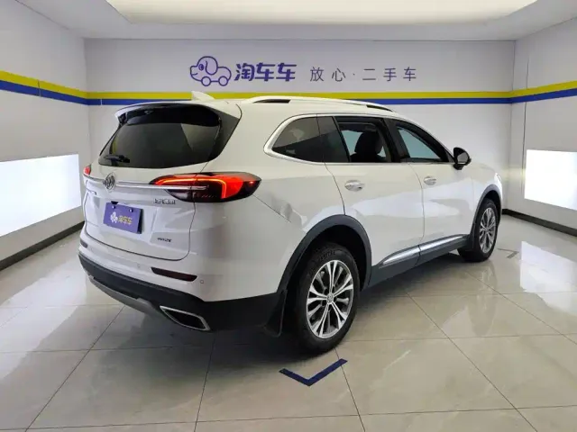 Buick Envision Plus — Фото автомобиля 3