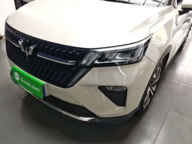 Wuling Asta — Фото автомобиля 23