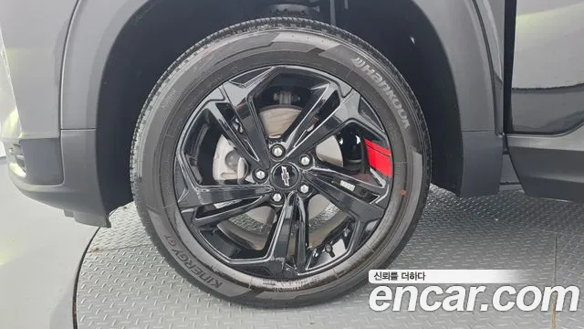 ChevroletGMDaewoo Trailblazer Trailblazer 1.3 турбо 4WD — Фото автомобиля 4