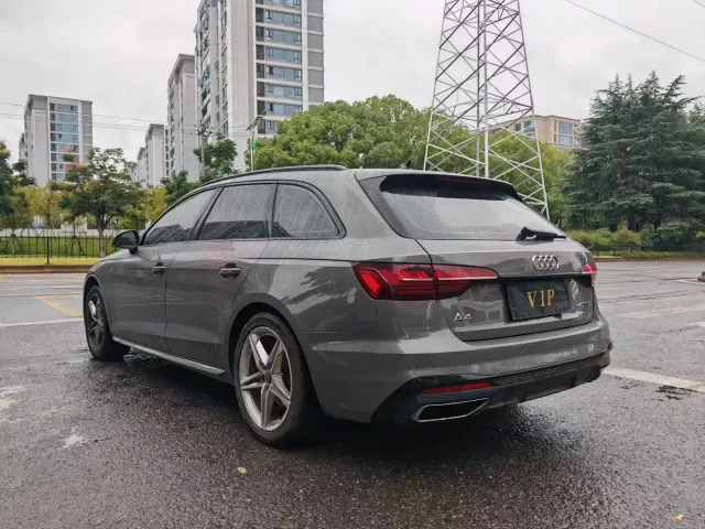 Audi A4 — Фото автомобиля 5