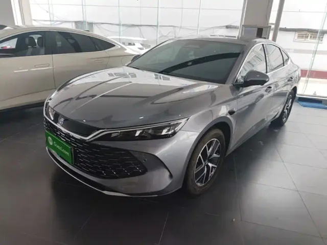 Фотография автомобиля — BYD Qin L