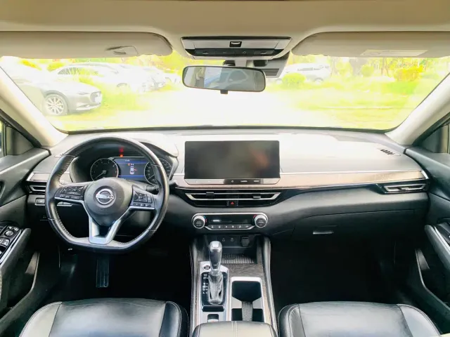 Nissan Teana — Фото автомобиля 12