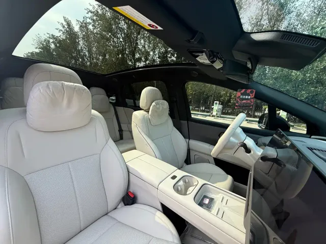 Li Auto i6 — Фото автомобиля 9